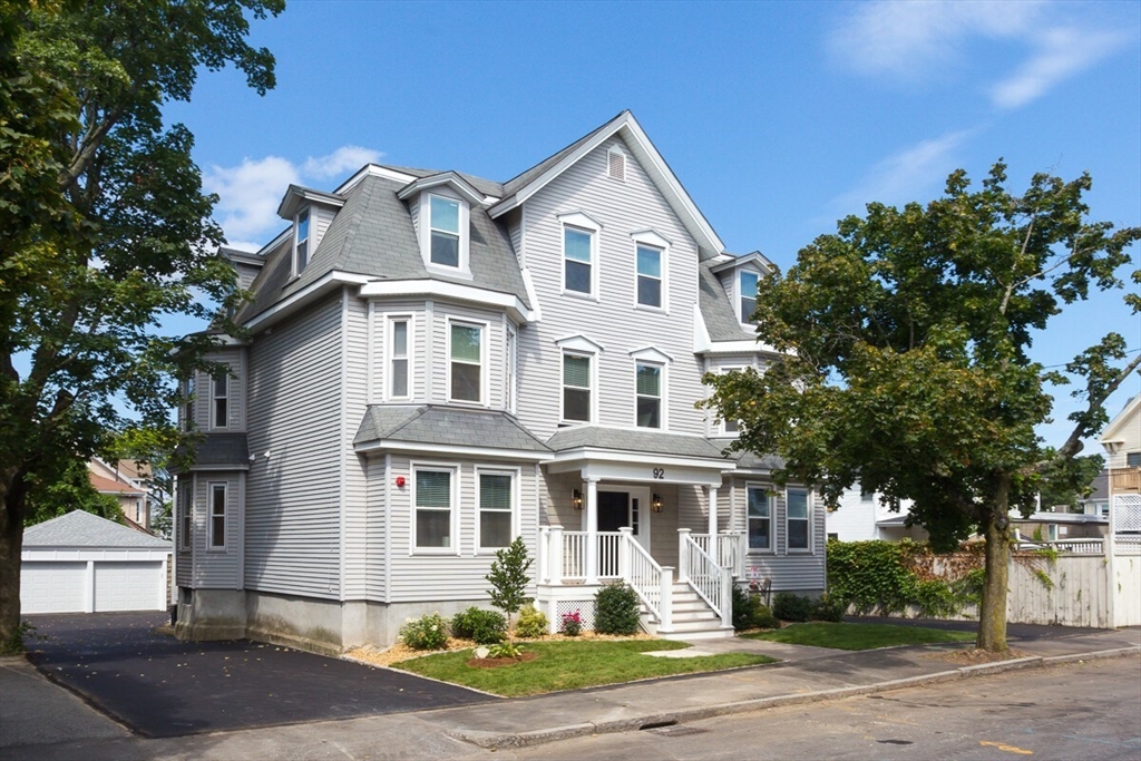92 Brown St, Waltham