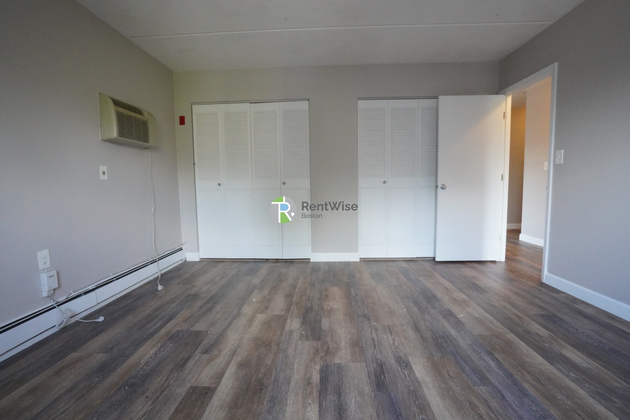 12 Cottage Ct, Nonantum