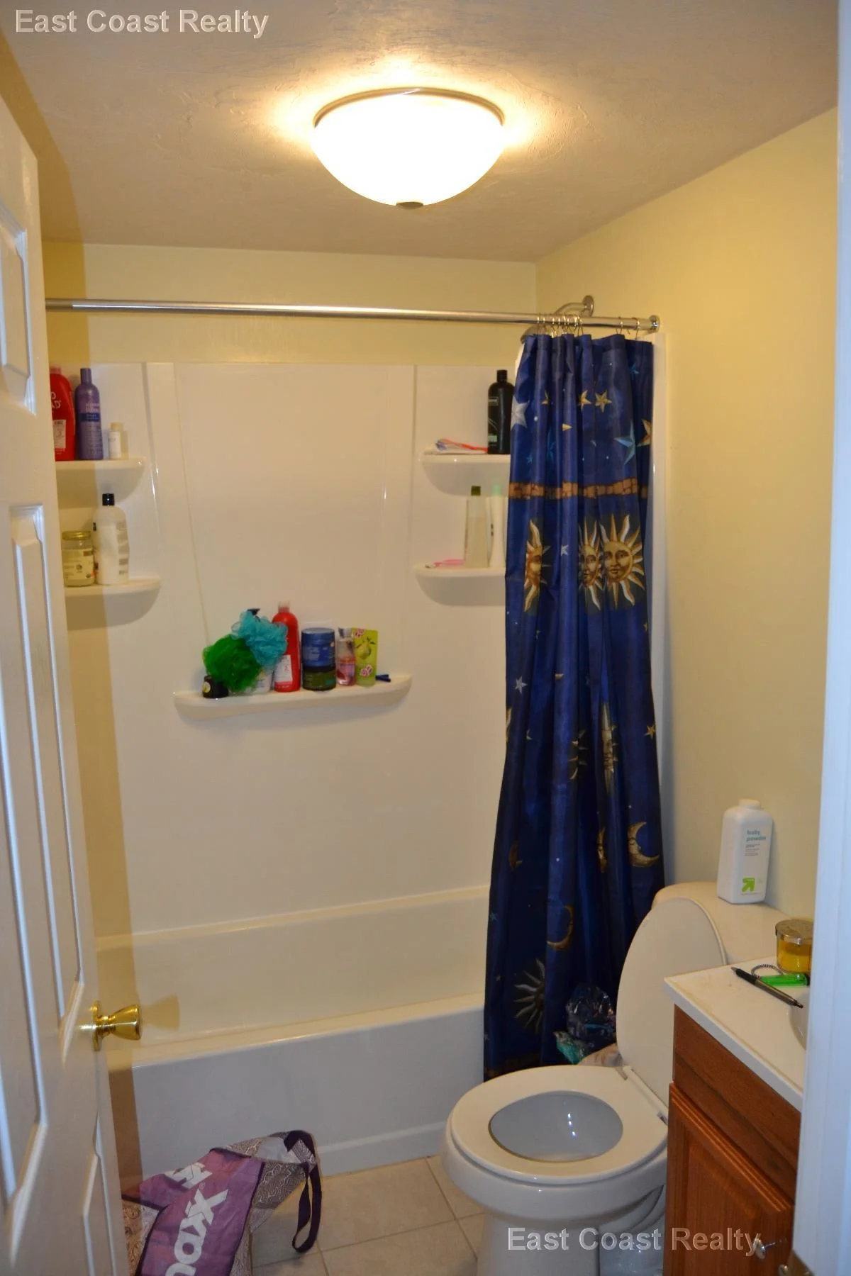 142 Davis Ave, Emerson Gardens