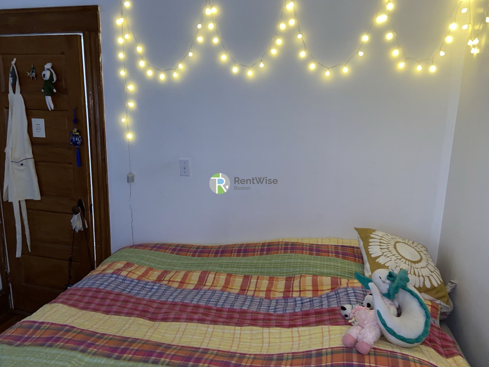 10 Cambridge Ter, Neighborhood Nine