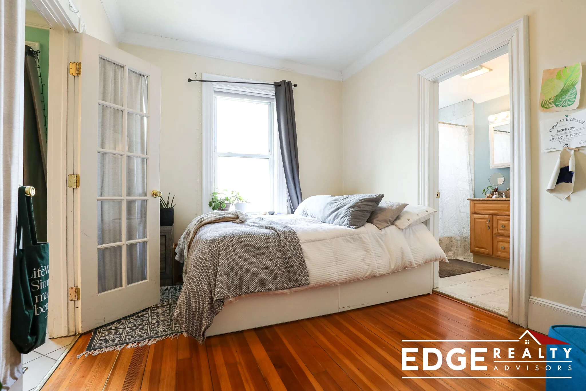 12 Sutherland Rd, Brighton