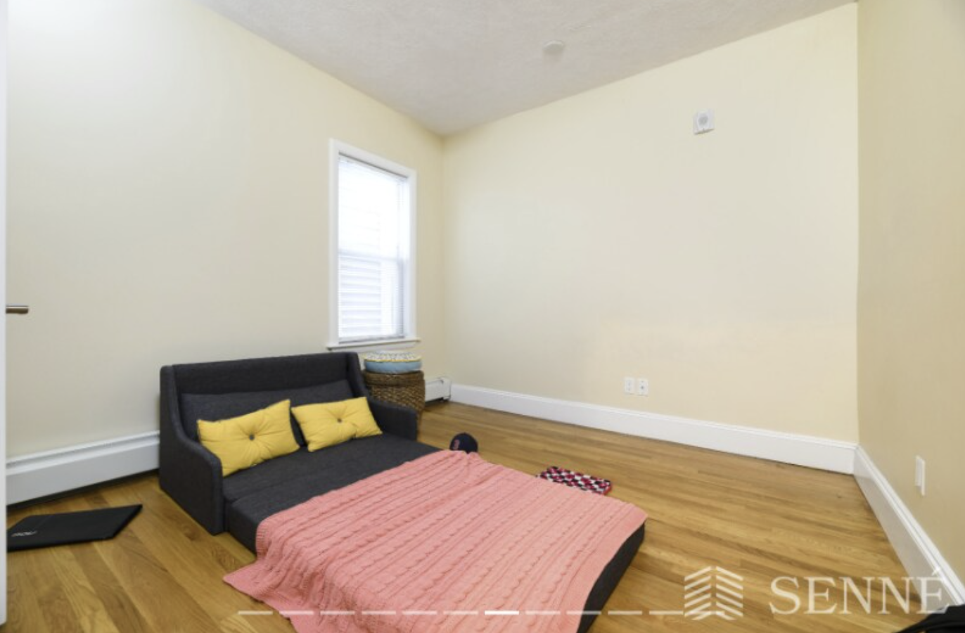 393 Washington St, Ward Two