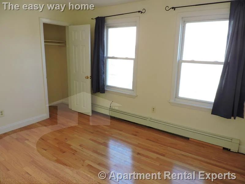 17 Pine St, Central Square