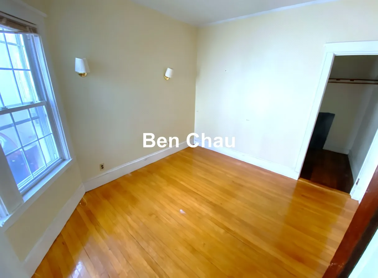 158 Magazine St, Cambridgeport