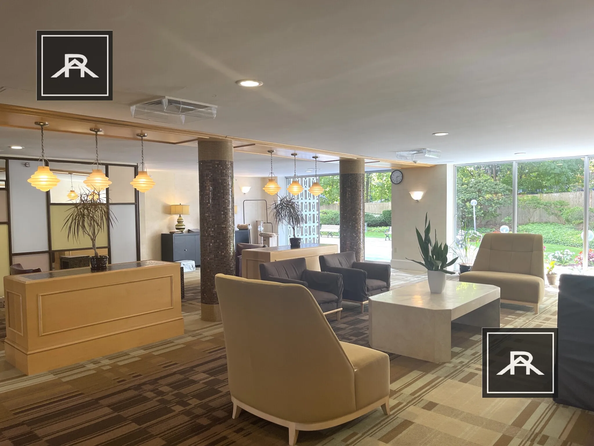 101 Monmouth St, Longwood