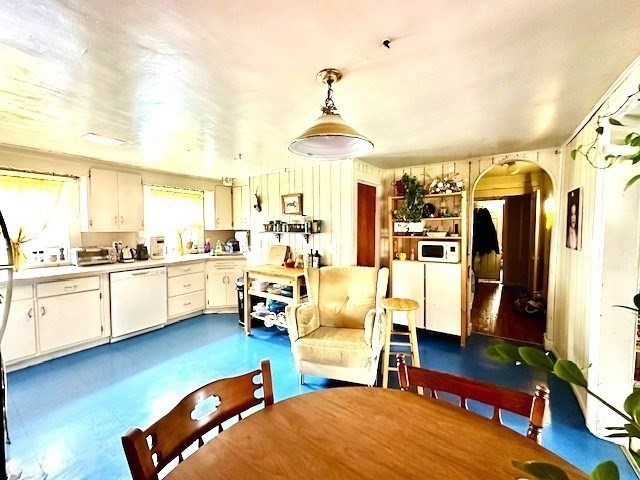 8 Ralph Piteri Ter, Watertown