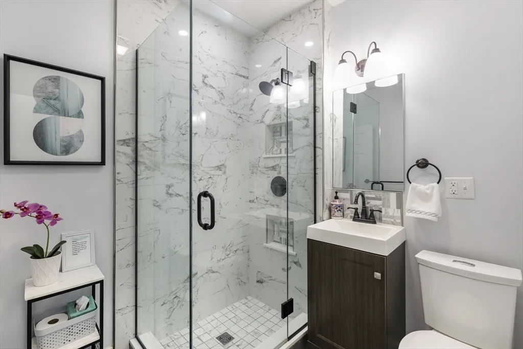 32 Reedsdale St, Allston