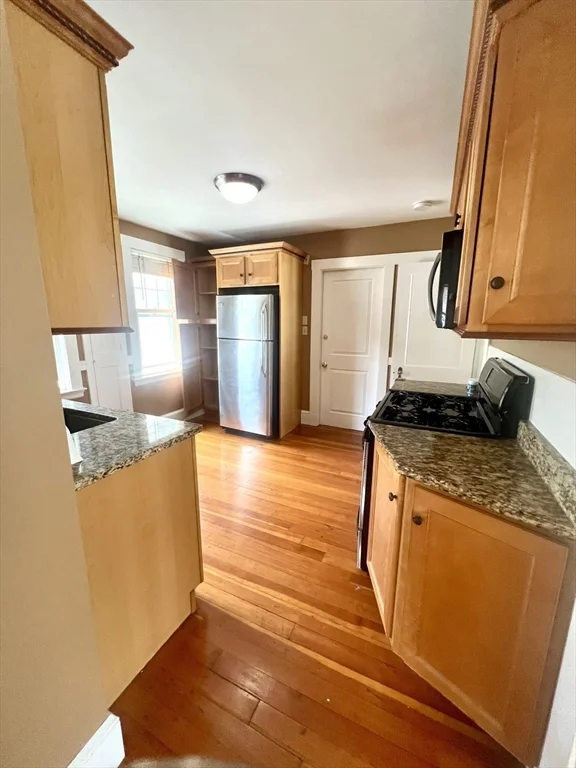 7 Summer St, West Roxbury