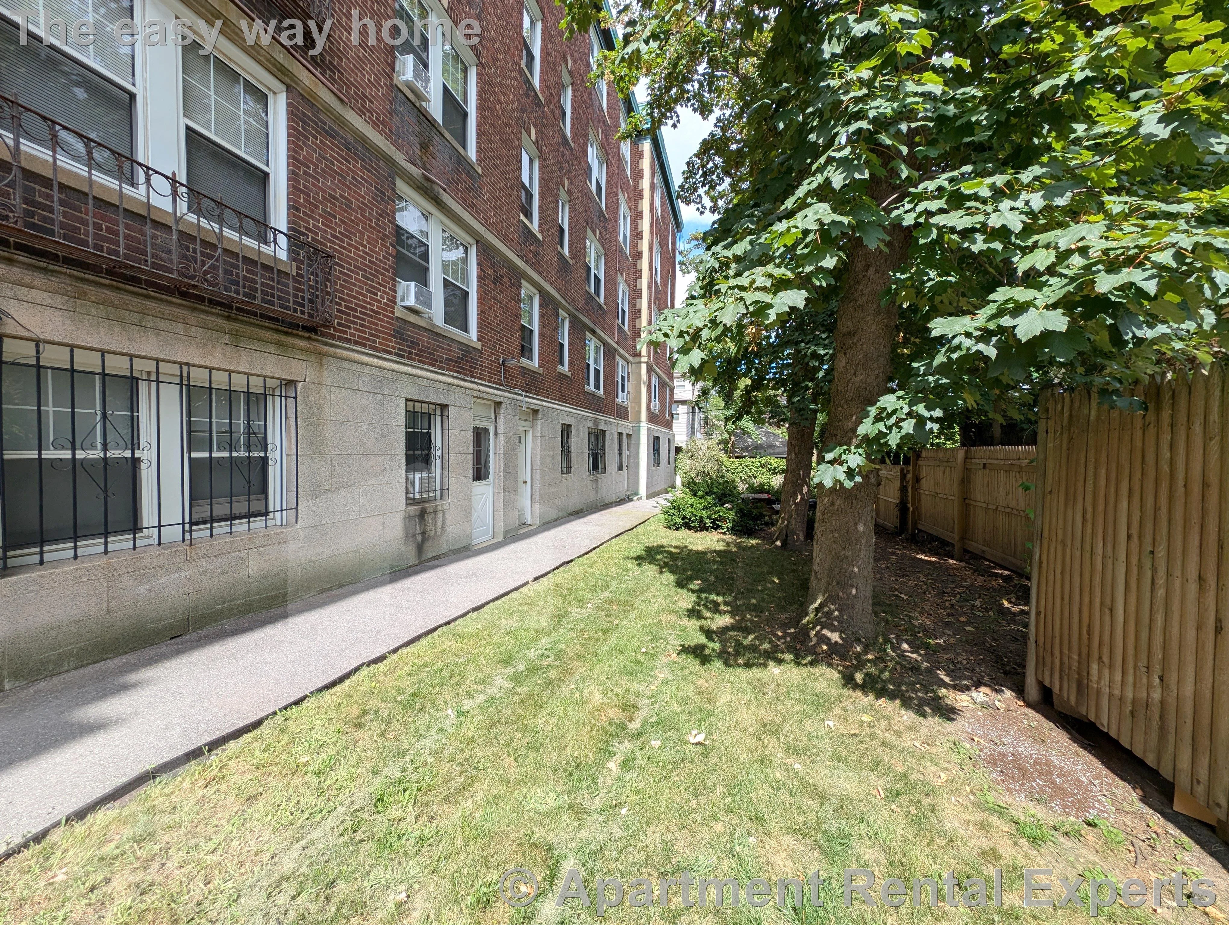 155 Summer St, Spring Hill