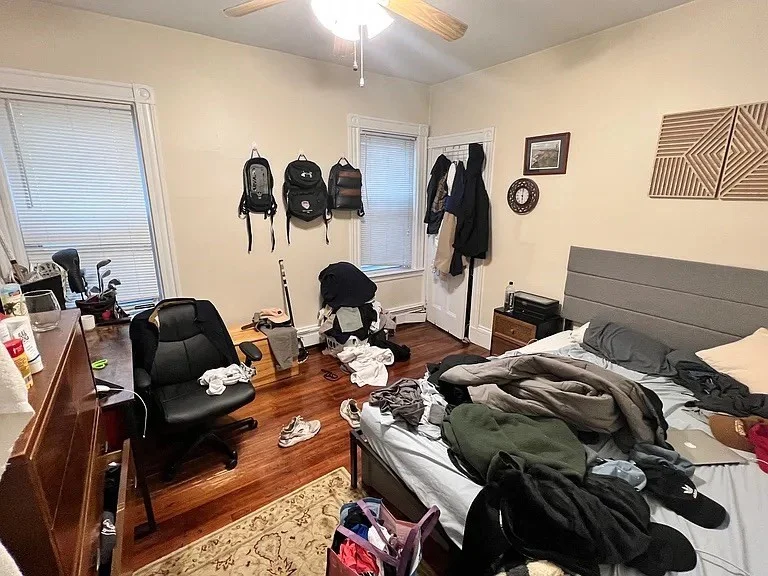 49 Middle St, South Boston