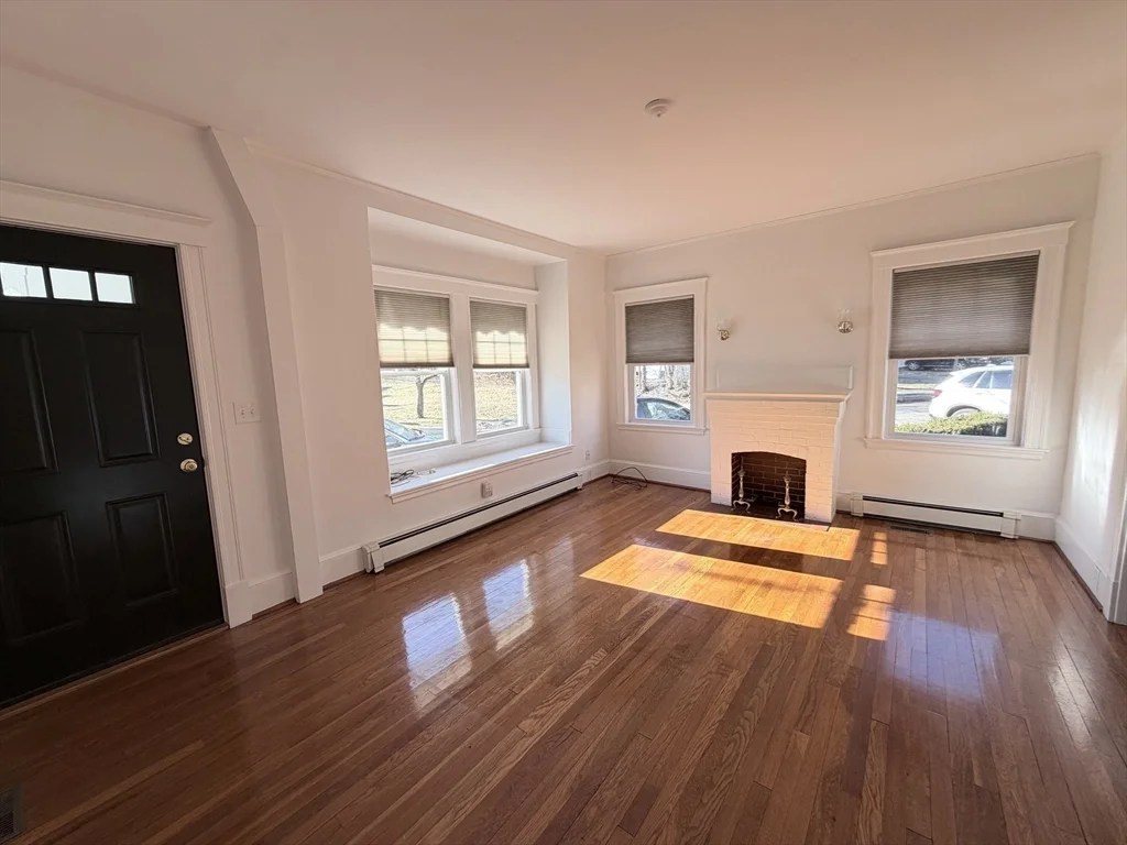 9 Hollis St, East Milton
