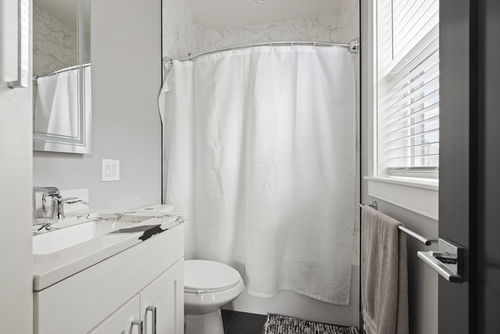 10 Hallet, Dorchester