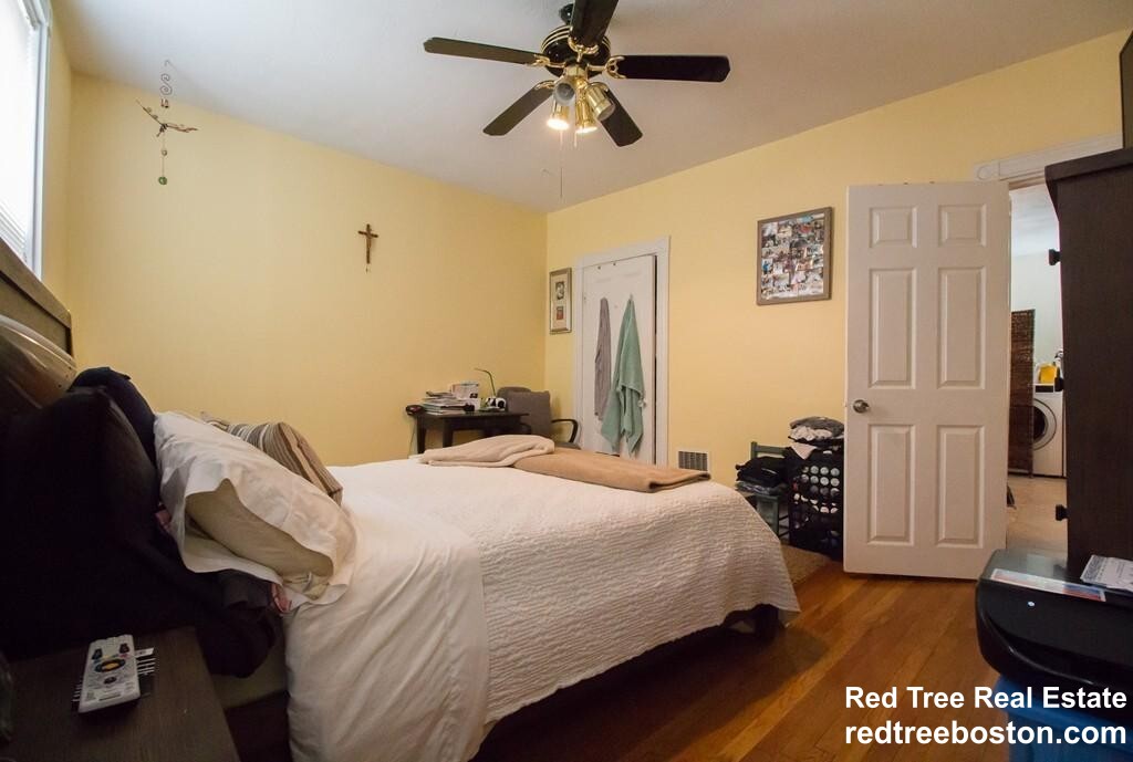 234 Cypress St, Brookline