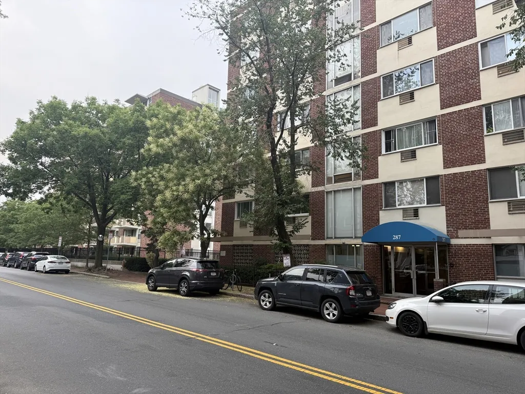 287 Harvard St, Mid-Cambridge