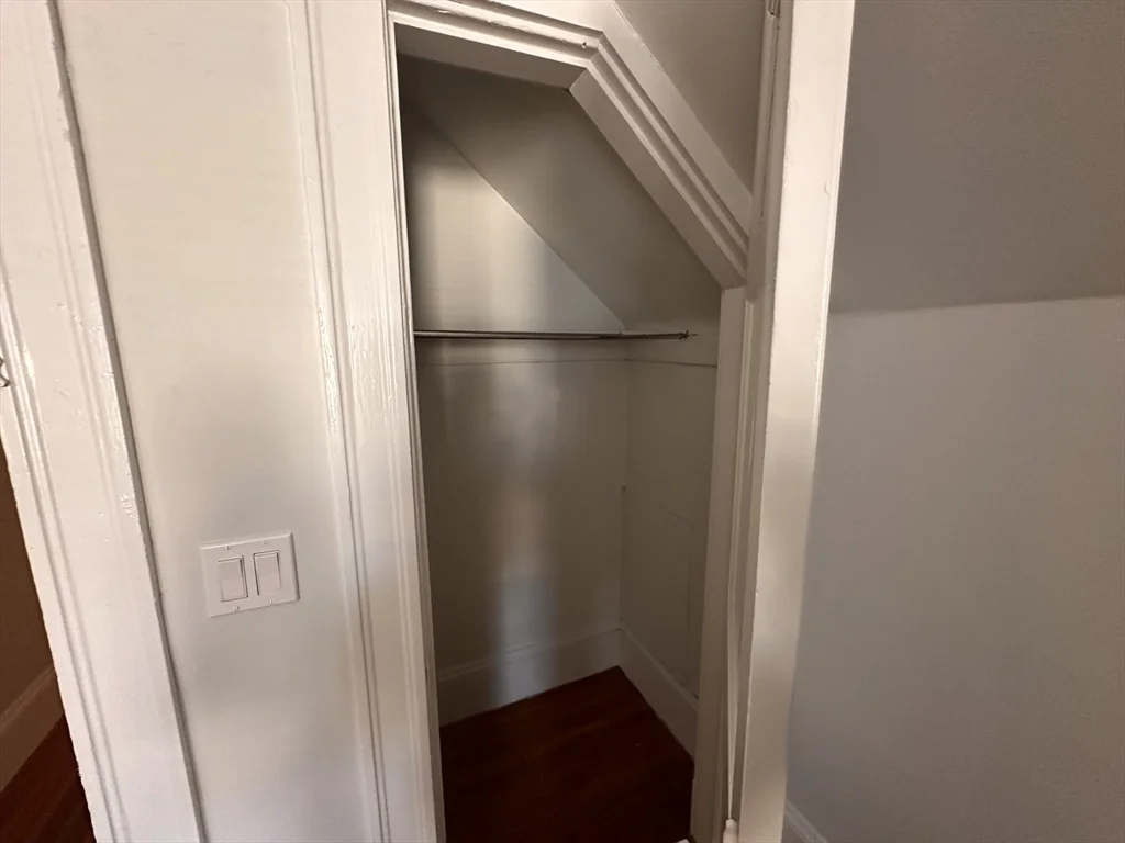 585 Main St, Watertown