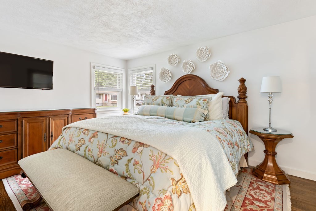 5 Patony Rd, Framingham