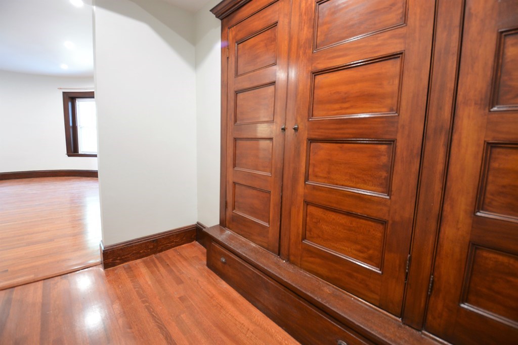 1736 Beacon St, Brookline