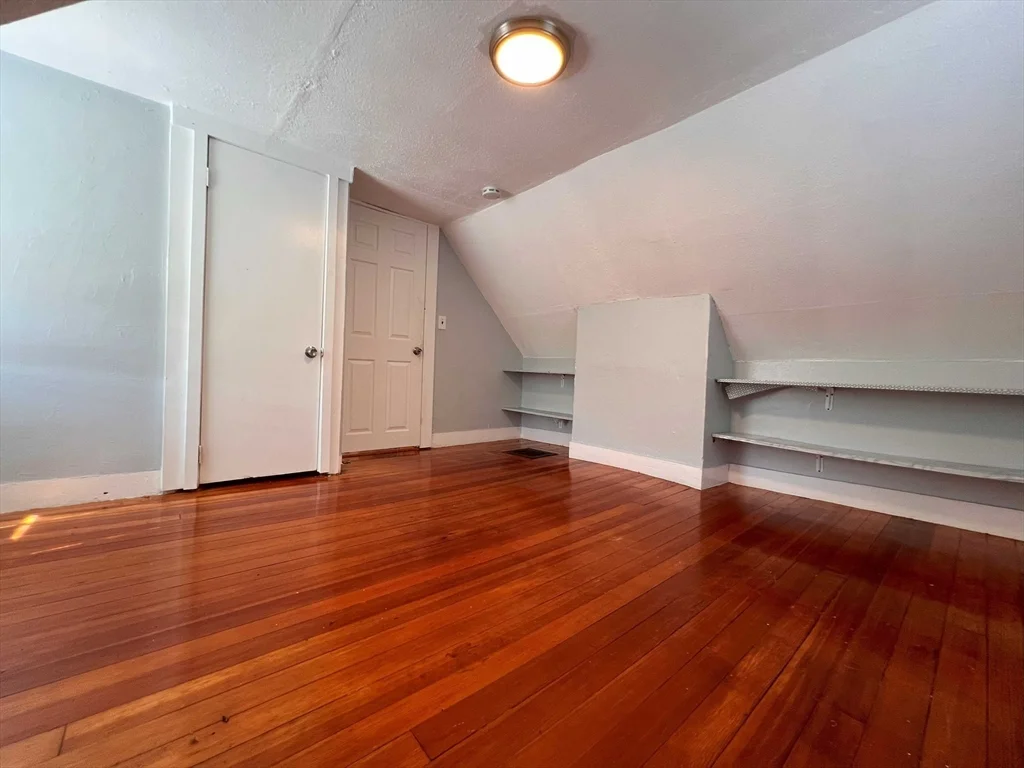 173 Granite St, Quincy