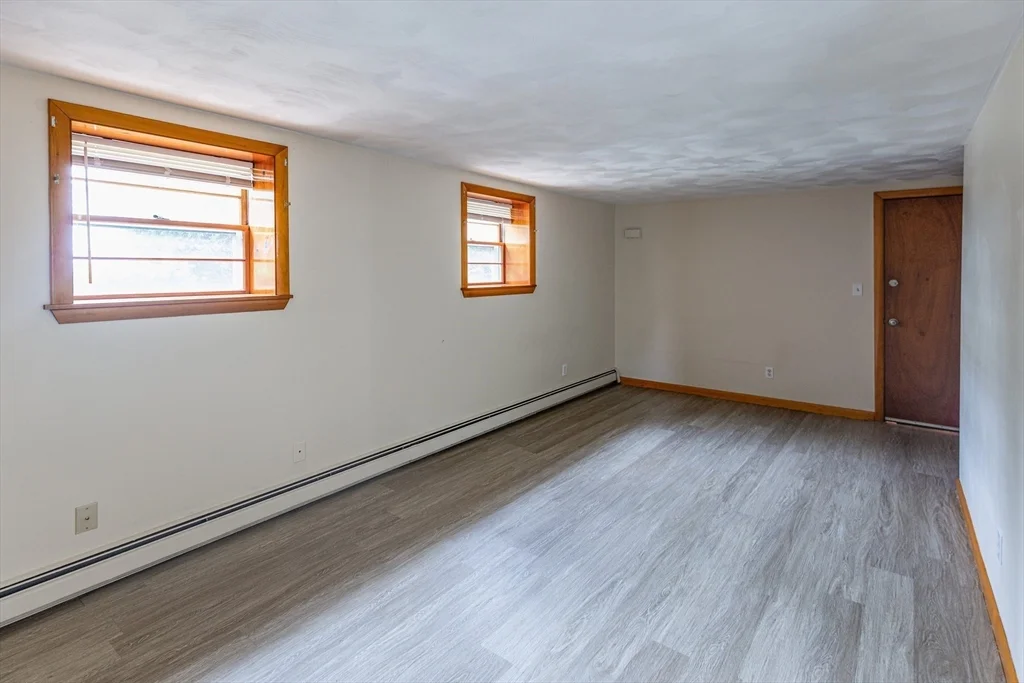 51 Stoughton St, Quincy