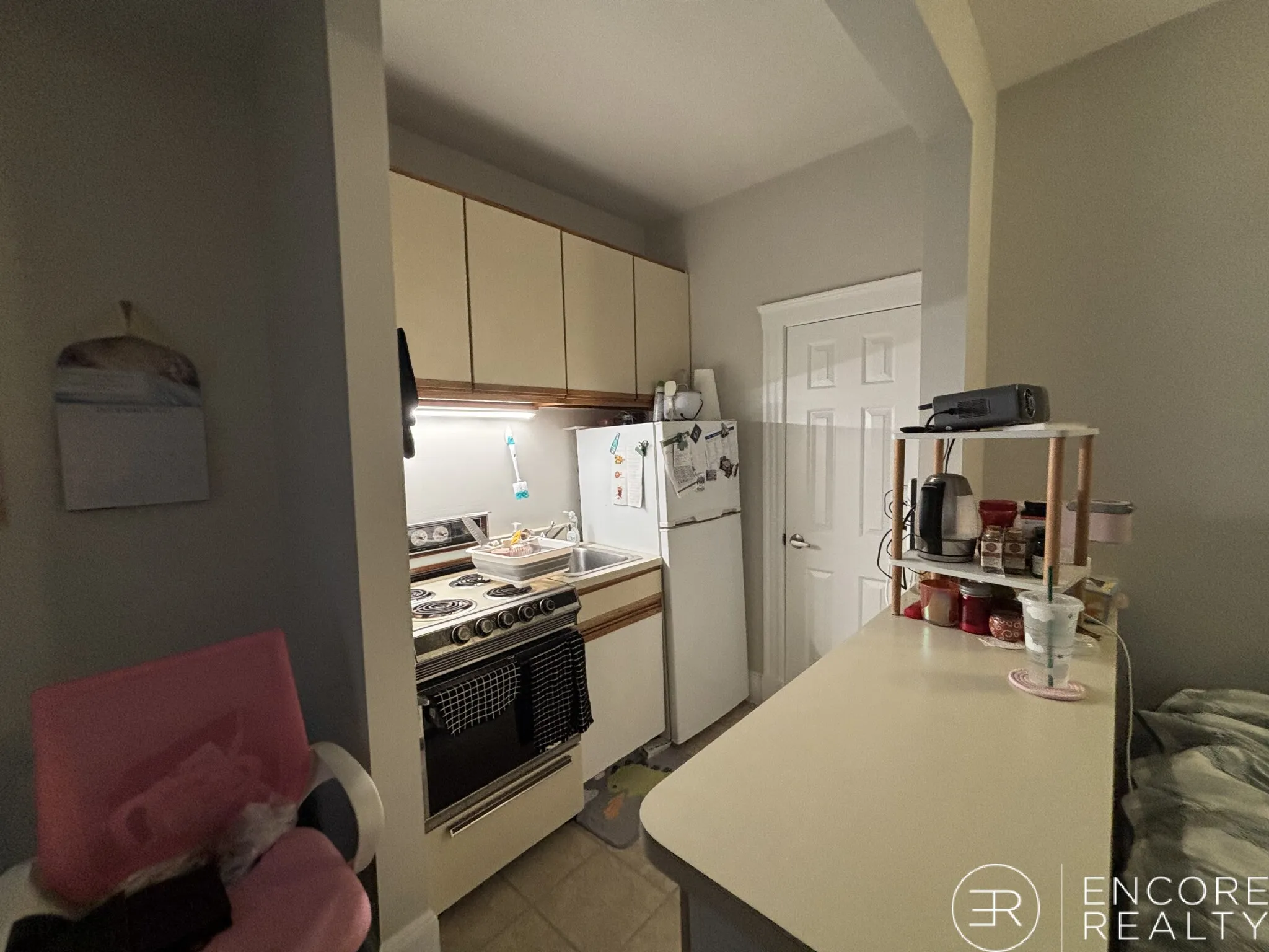 833 Beacon St, Fenway