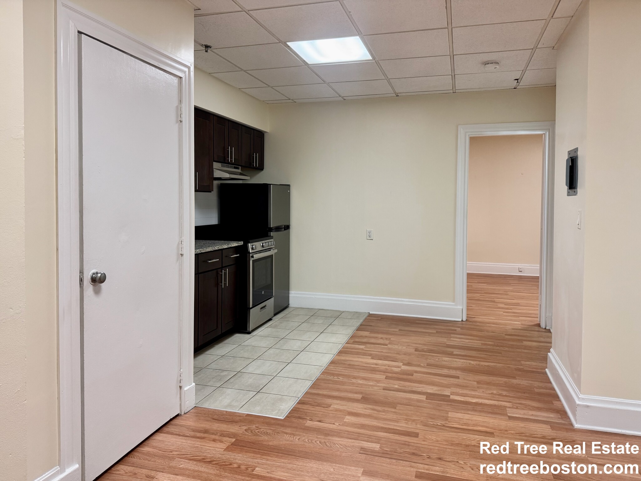 62 Boylston St, Midtown