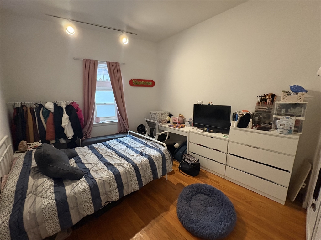 25 Church St, Back Bay