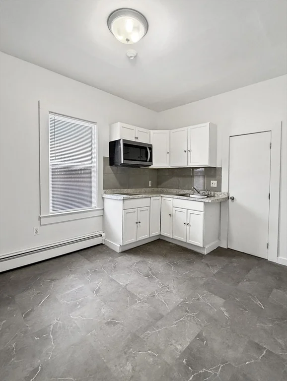 463 Broadway, Lawrence