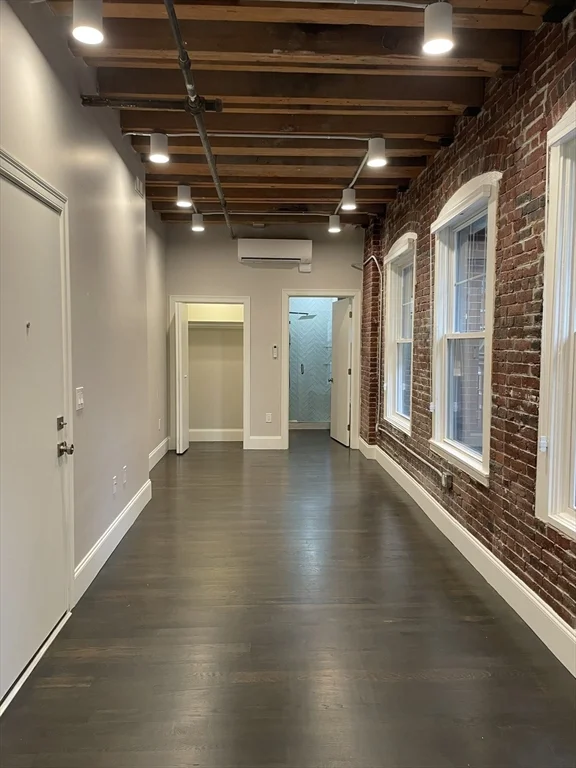 281 Franklin St, Downtown