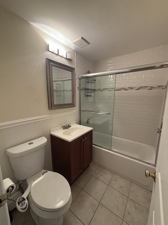 215 Massachusetts Ave, East Arlington