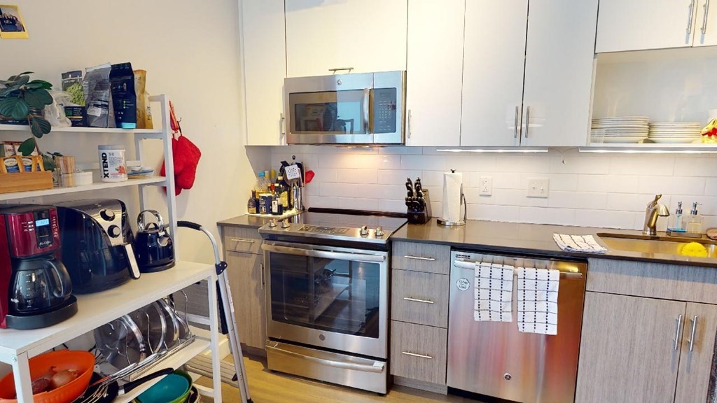 15 Richdale Ave, Neighborhood Nine