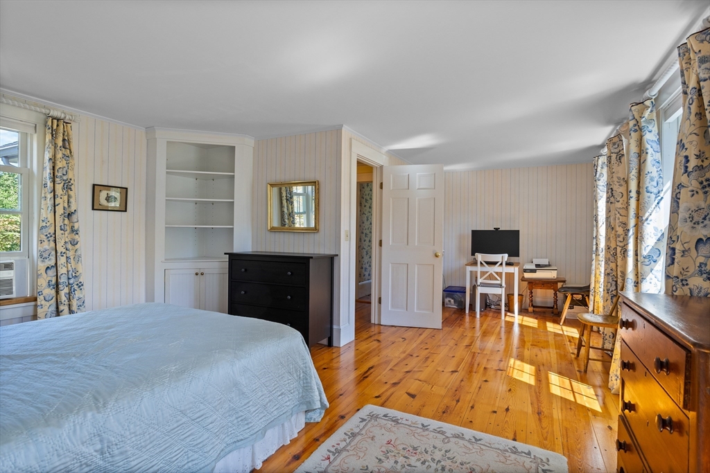 362 King St, Littleton