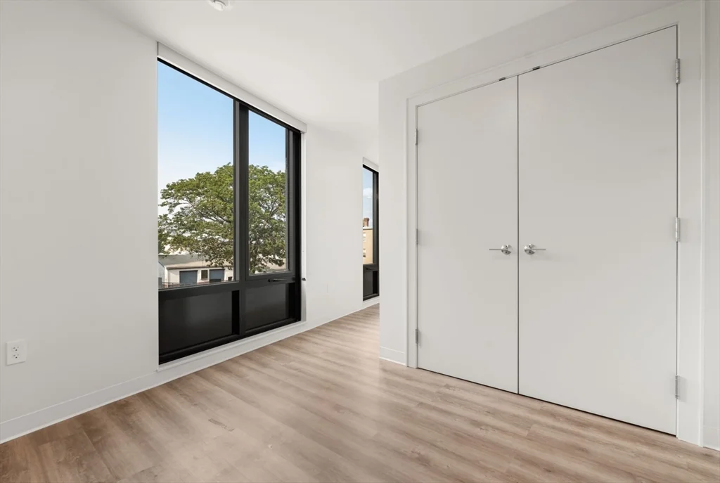 280 Western Ave, Allston