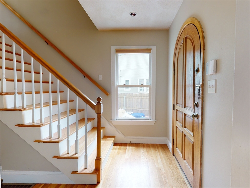 25 Winthrop Rd, Brookline