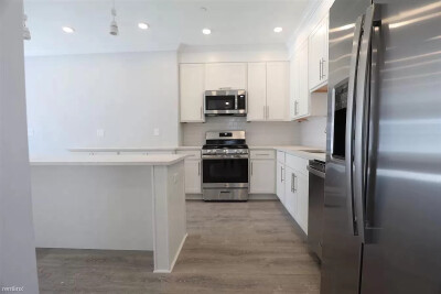 4 bed, 3.5 bath apartment for rent at 6 Cufflin St Unit 1, Brighton — photo 10 of 10