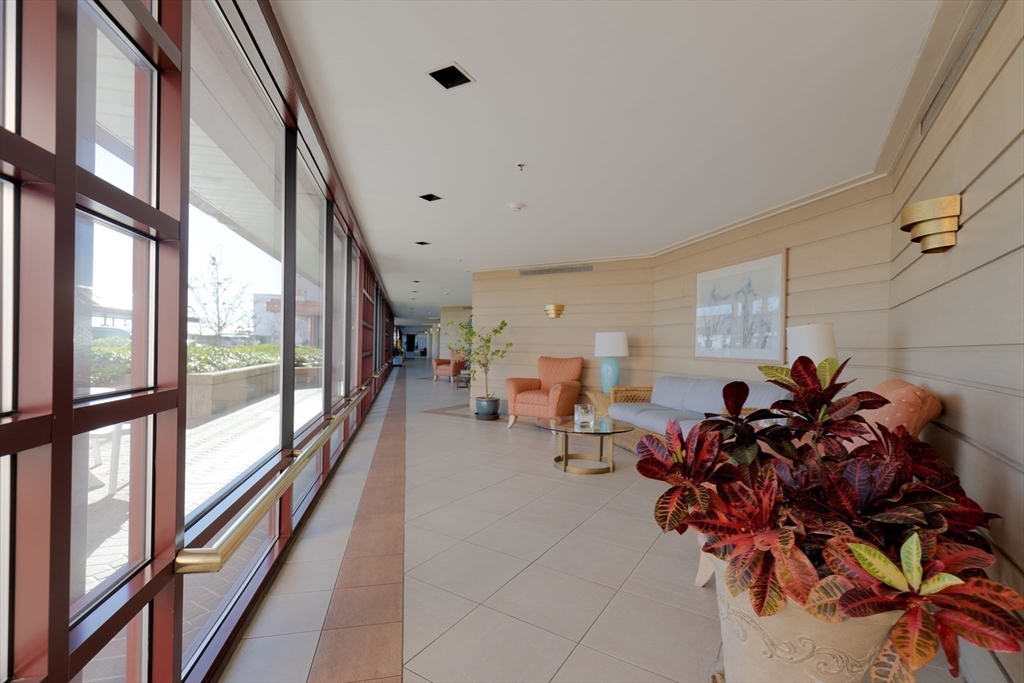 350 Revere Beach Blvd, Revere