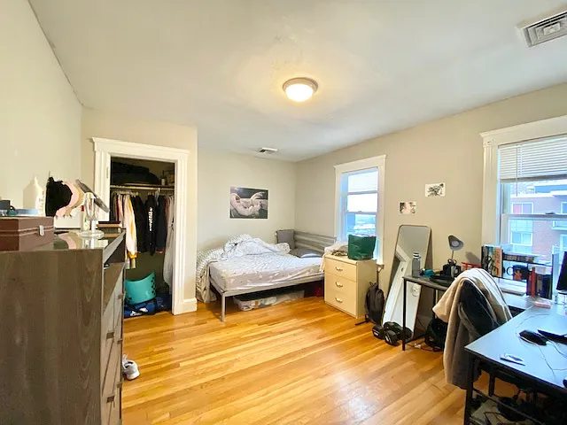 152-154 Parker Hill Ave, Mission Hill