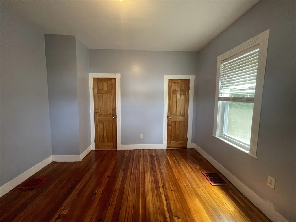 24 Litchfield St ,, Lower Allston