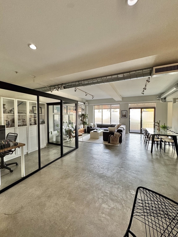 255 Northampton, South End