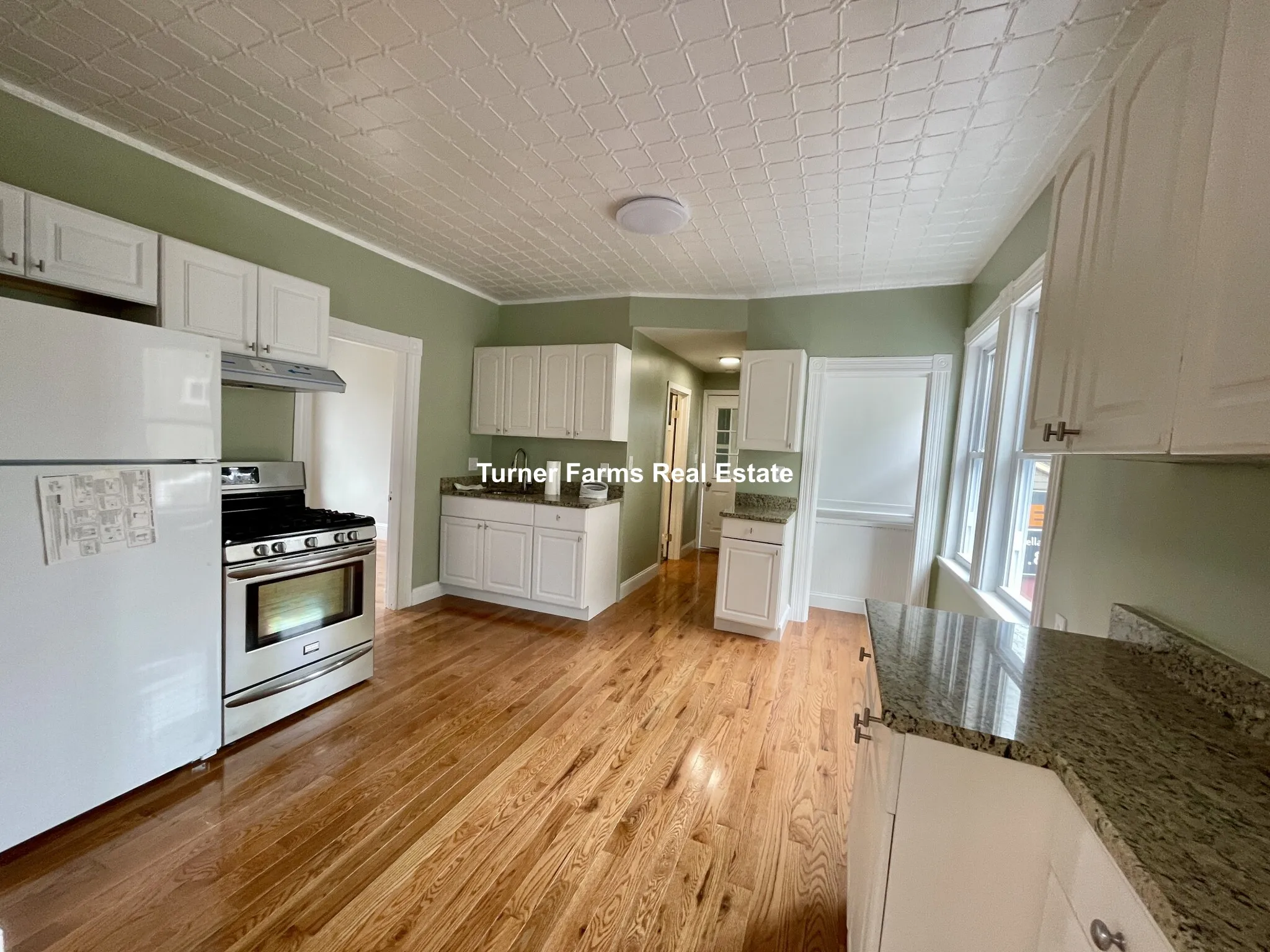 43 Martin St, Medford