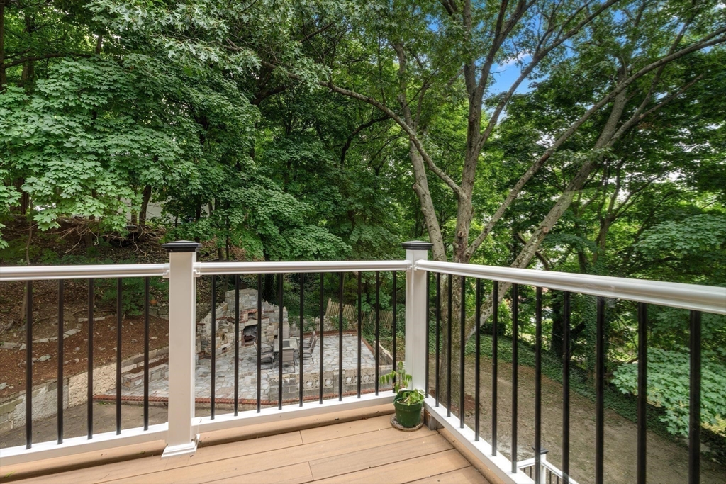 136 Academy Hill Rd, Brighton