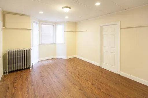 28 Monmouth St, Eagle Hill
