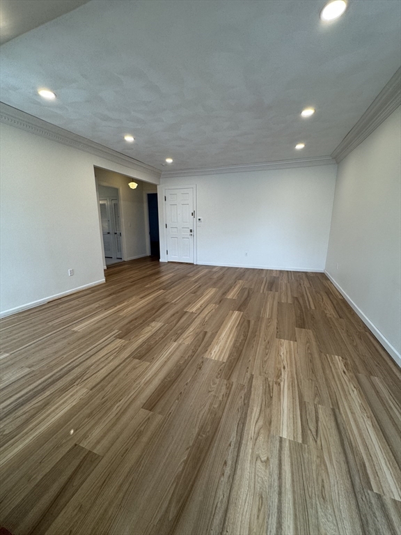 600 Washington St, Wellesley