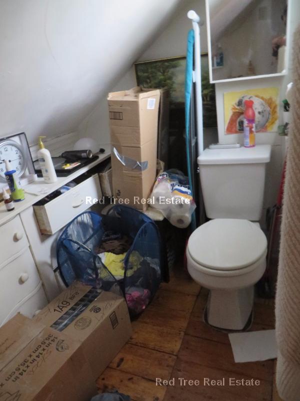 32 Irving St, Beacon Hill