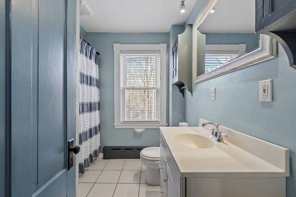 198 Main St, Rockport