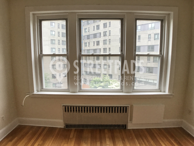 33 Lancaster Ter, Corey Hill