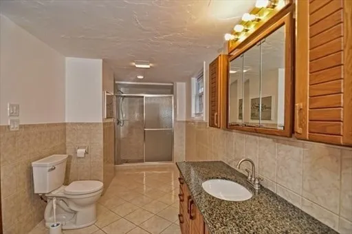 2 Traverse St, Canton