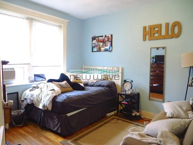 64 Charlesgate East, Fenway