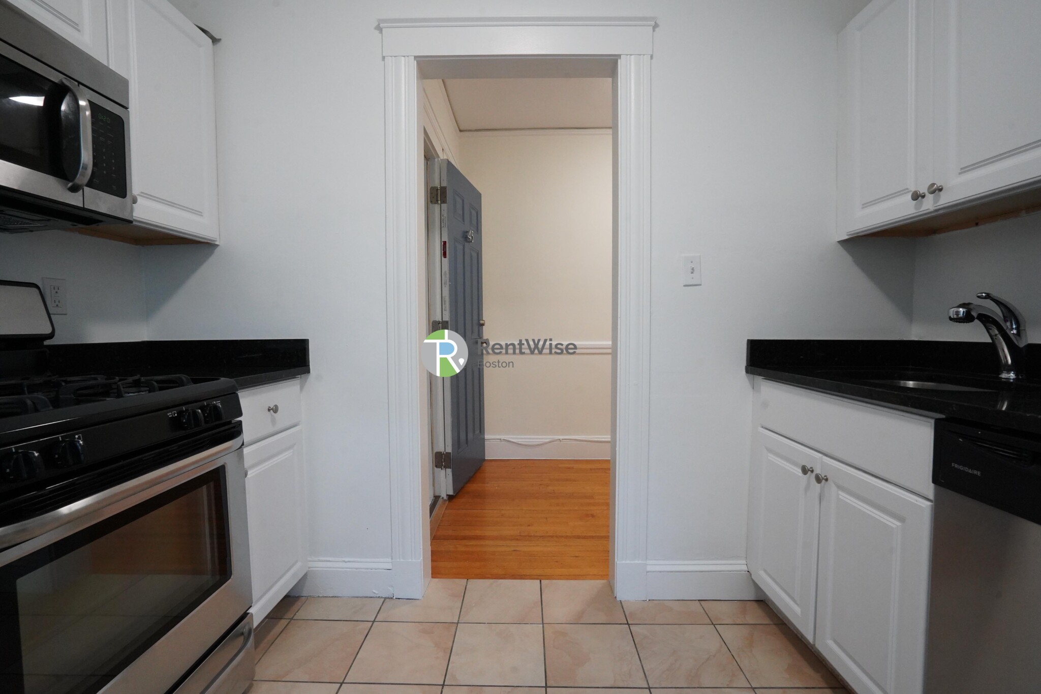 1848 Commonwealth Ave, Brighton