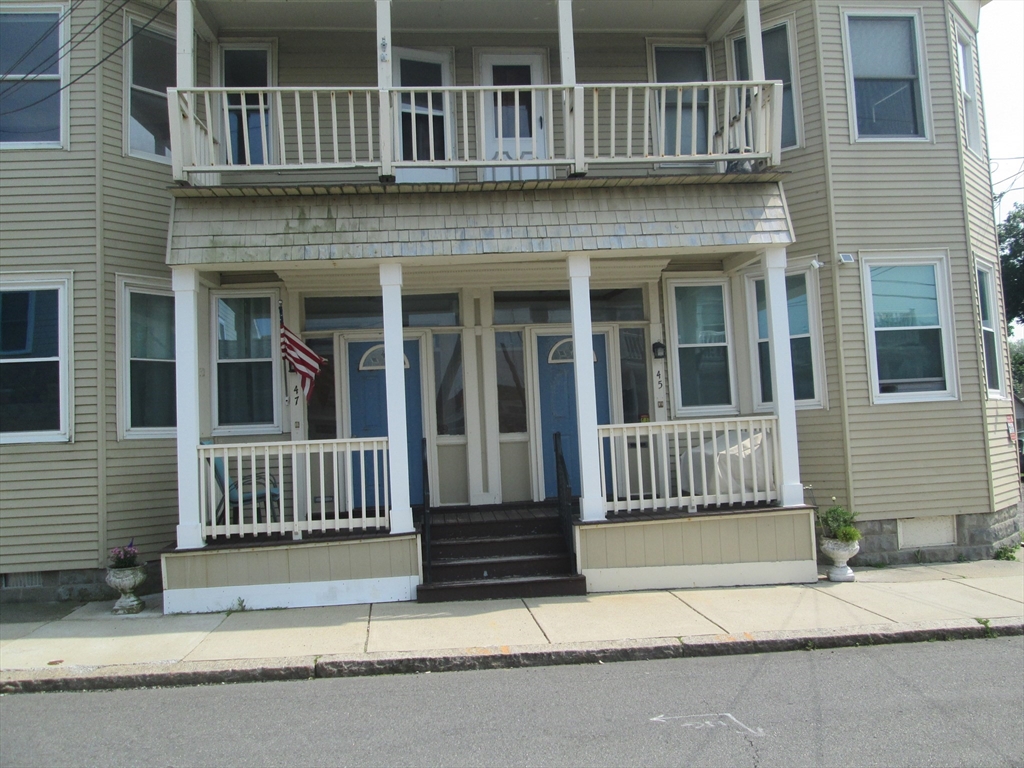 45 Tewksbury St, Winthrop