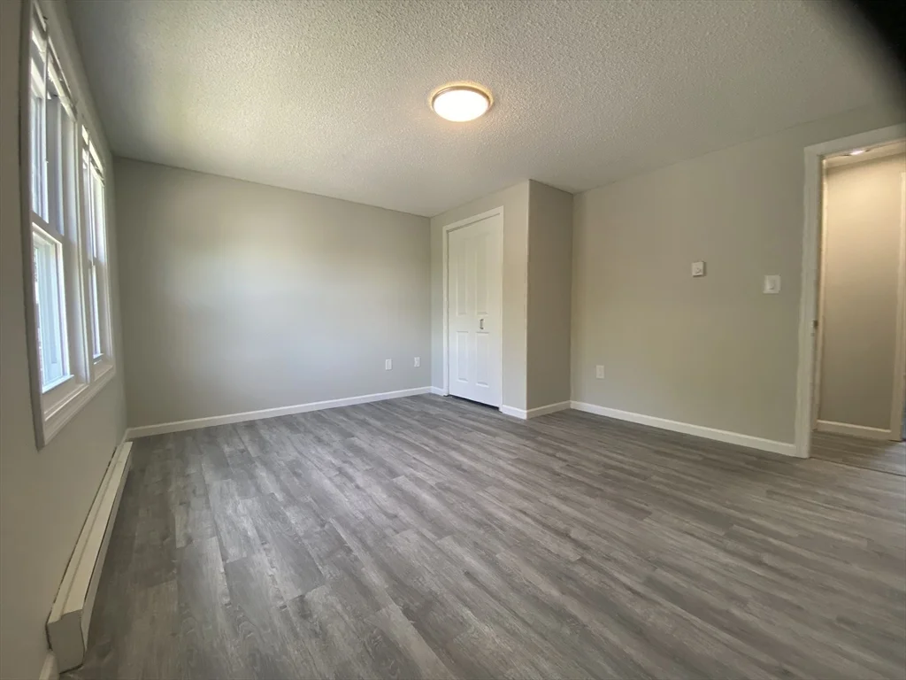 270 Sunderland, Worcester